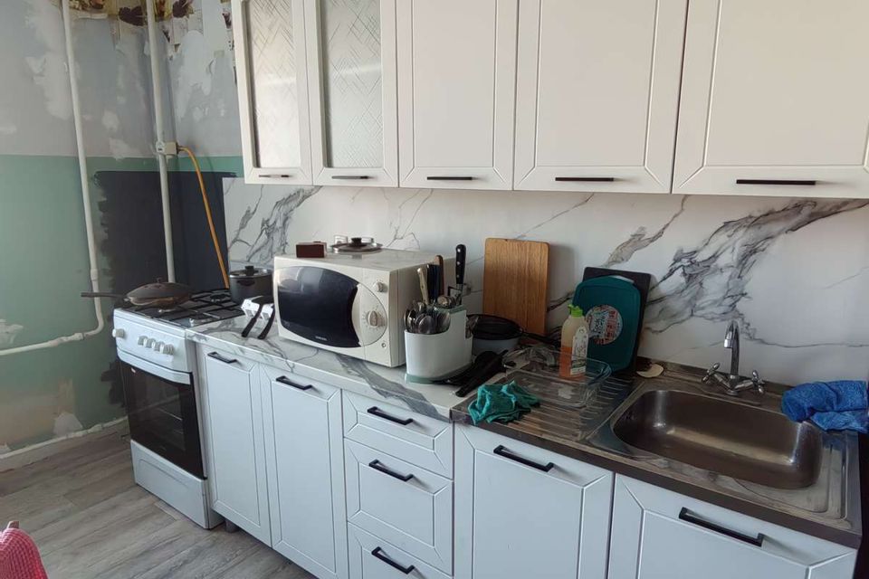 Продаётся 4-комнатная квартира, 74.1 м²