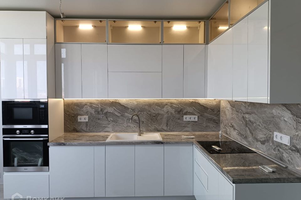 Продаётся 3-комнатная квартира, 86 м²