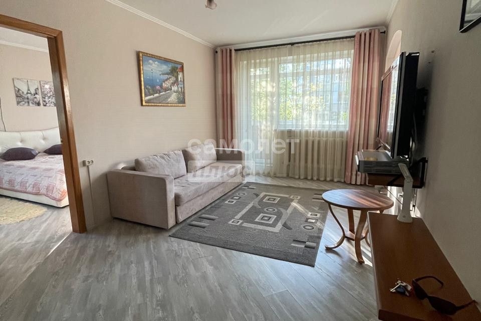 Сдаётся 2-комнатная квартира, 50.3 м²