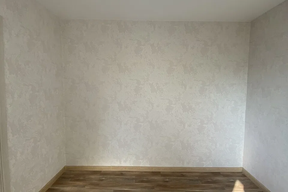 Продаётся 3-комнатная квартира, 56.5 м²