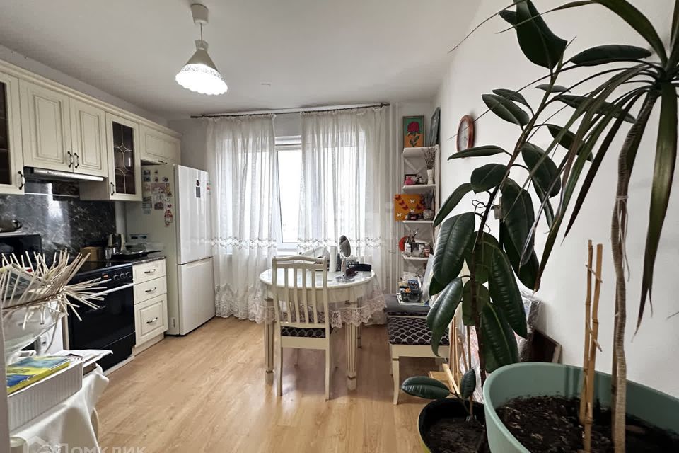 Продаётся 1-комнатная квартира, 35.9 м²