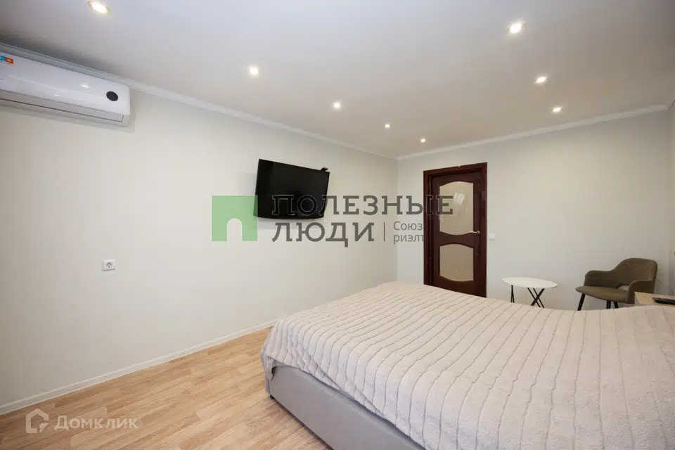 Продаётся 1-комнатная квартира, 40.6 м²