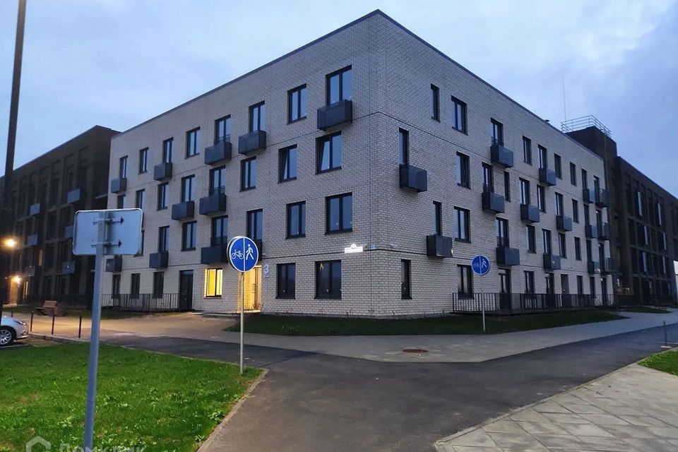 Продаётся 1-комнатная квартира, 37.4 м²