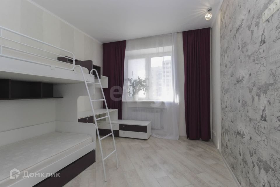 Продаётся 3-комнатная квартира, 76 м²