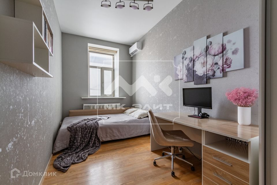Продаётся 2-комнатная квартира, 68.3 м²