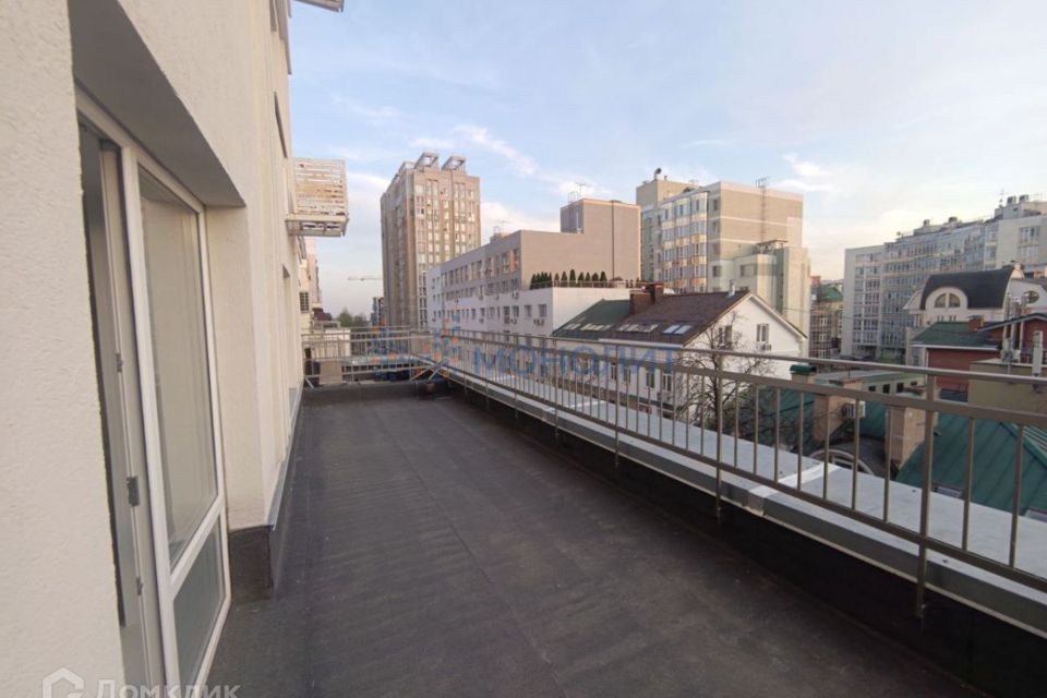 Продаётся 1-комнатная квартира, 86.9 м²