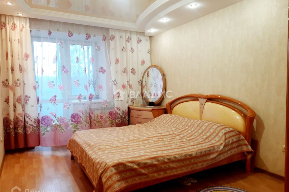 Сдаётся 2-комнатная квартира, 81.8 м²