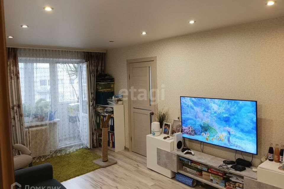 Продаётся 3-комнатная квартира, 55.9 м²
