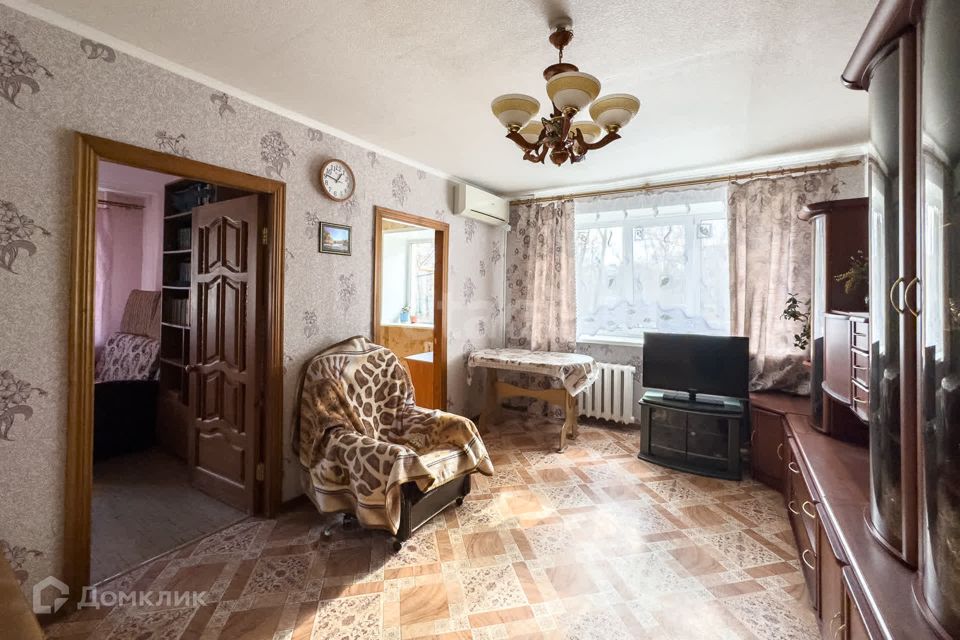 Сдаётся 4-комнатная квартира, 65 м²