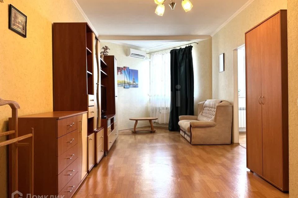 Продаётся 1-комнатная квартира, 44.1 м²