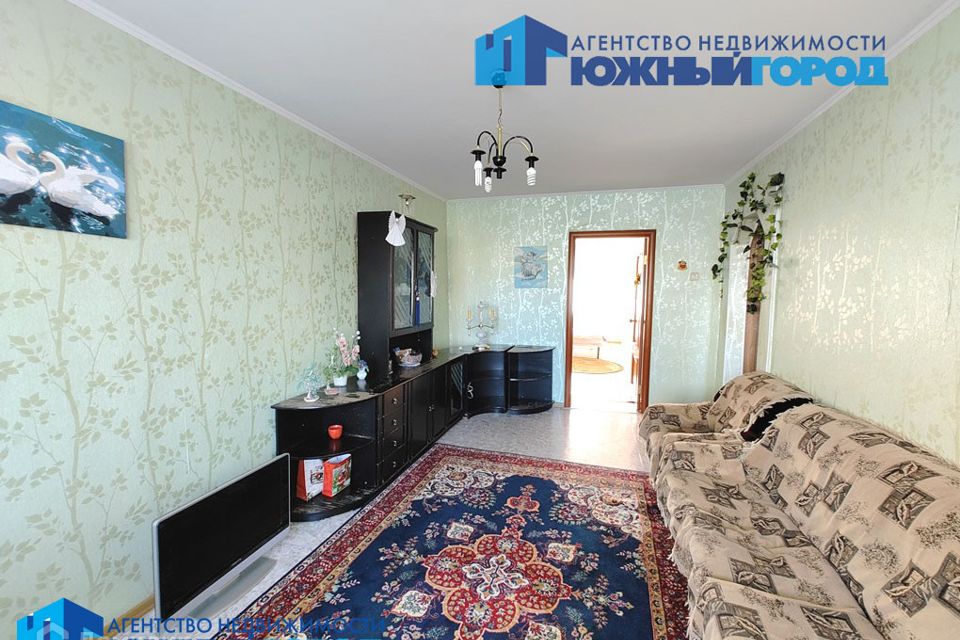 Продаётся 3-комнатная квартира, 58.3 м²
