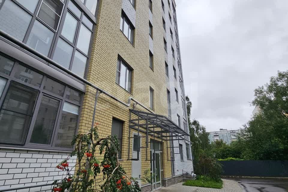 Продаётся 2-комнатная квартира, 69.6 м²