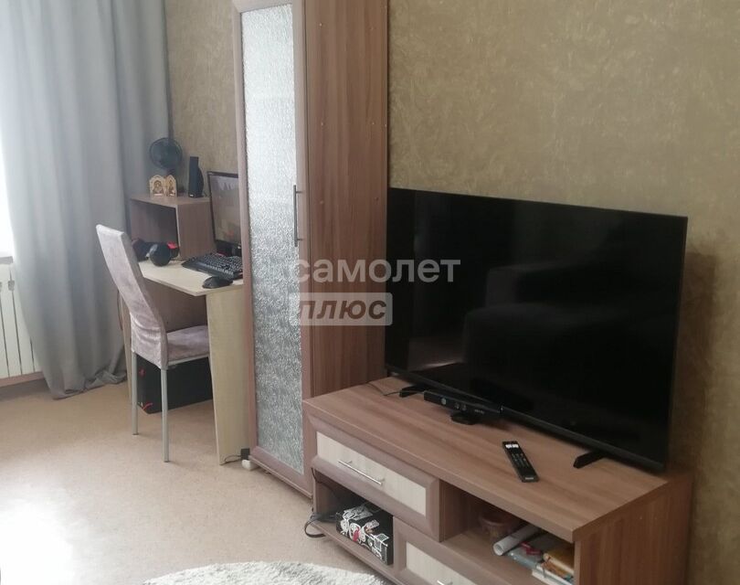 Продаётся 1-комнатная квартира, 37 м²