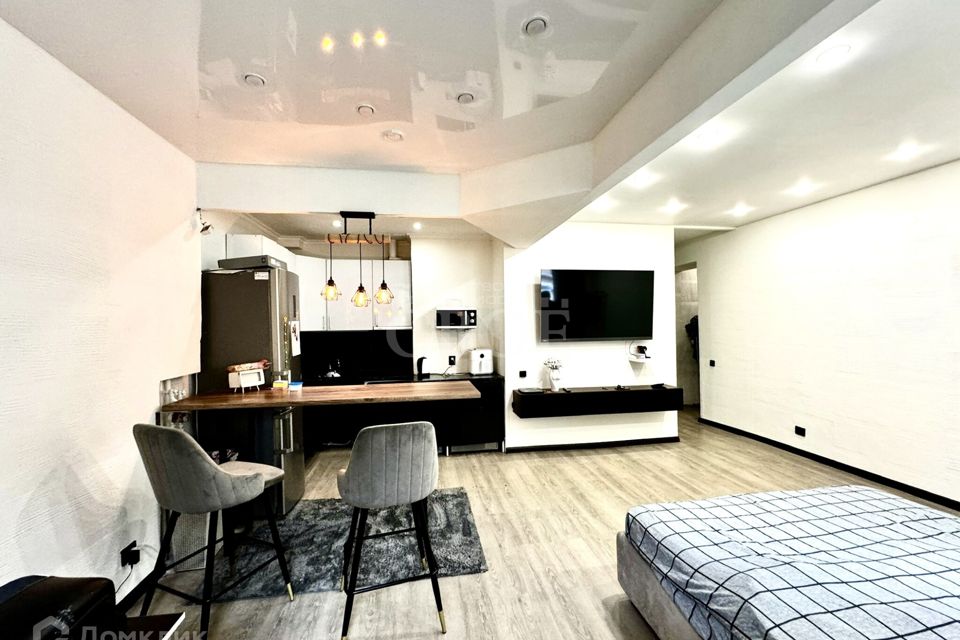 Продаётся 1-комнатная квартира, 39.8 м²