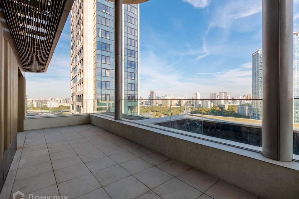 Продаётся 5-комнатная квартира, 171 м²