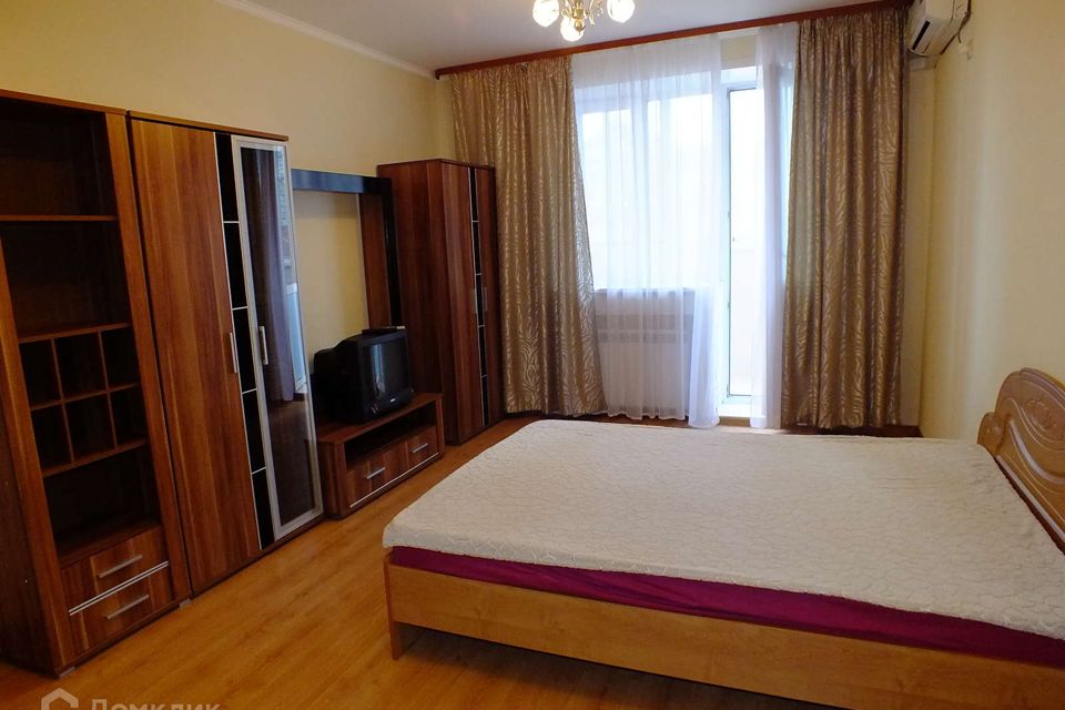 Сдаётся 1-комнатная квартира, 53 м²