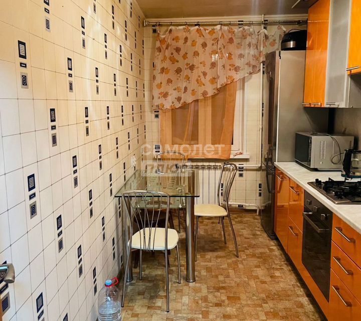 Продаётся 1-комнатная квартира, 37 м²