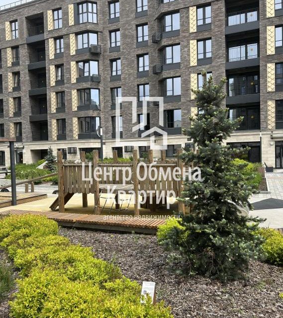 Продаётся 2-комнатная квартира, 82.3 м²