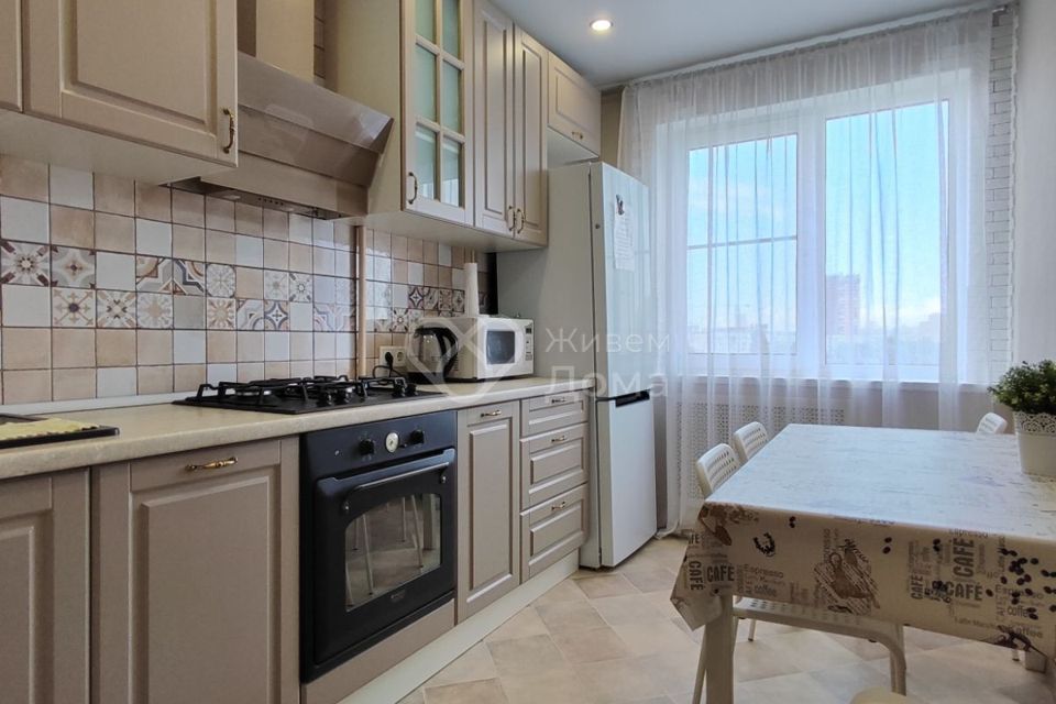 Продаётся 3-комнатная квартира, 64.7 м²