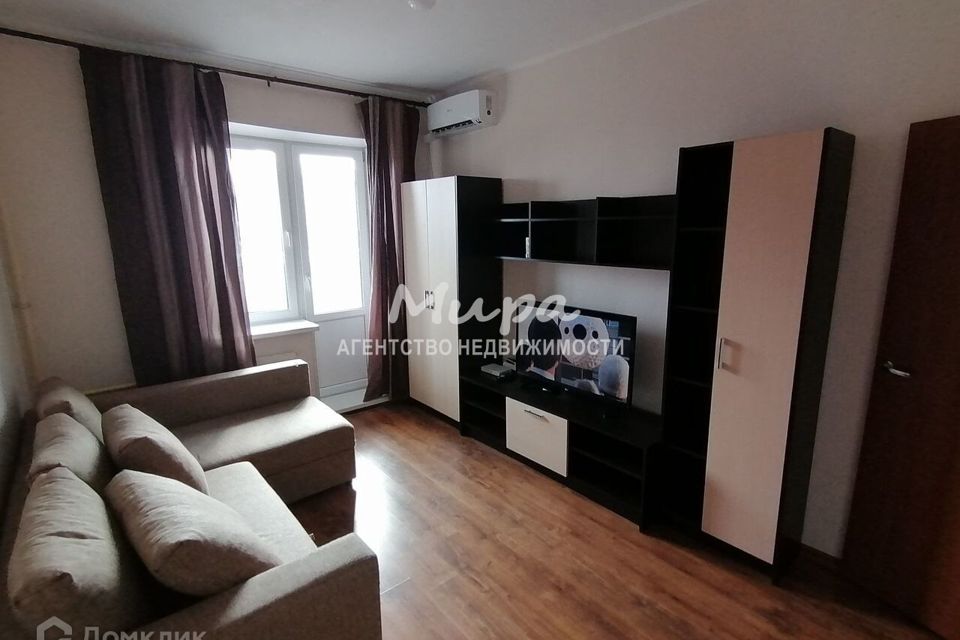Продаётся 1-комнатная квартира, 37 м²