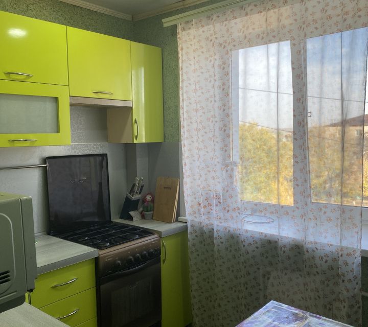 Продаётся 3-комнатная квартира, 57.9 м²