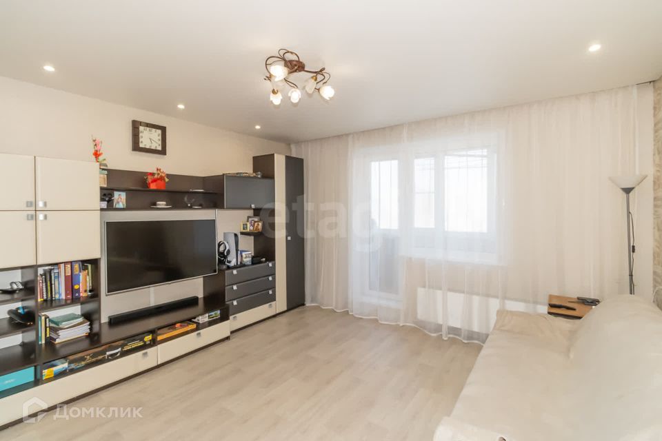 Продаётся 2-комнатная квартира, 57.2 м²