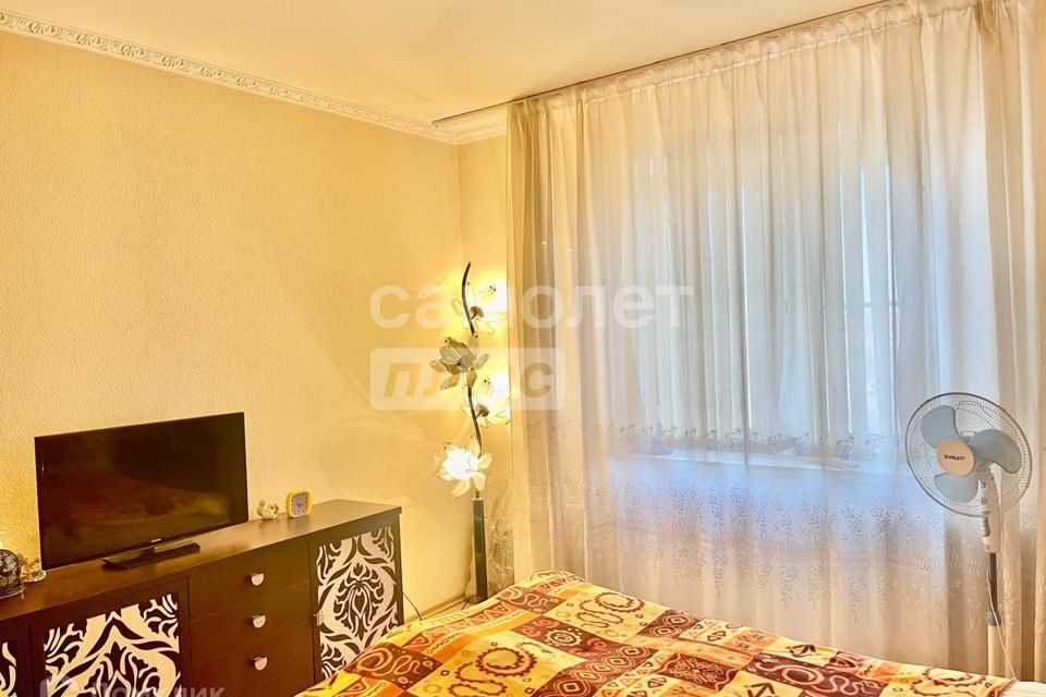 Продаётся 2-комнатная квартира, 57 м²