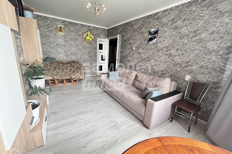 Продаётся 4-комнатная квартира, 79.1 м²