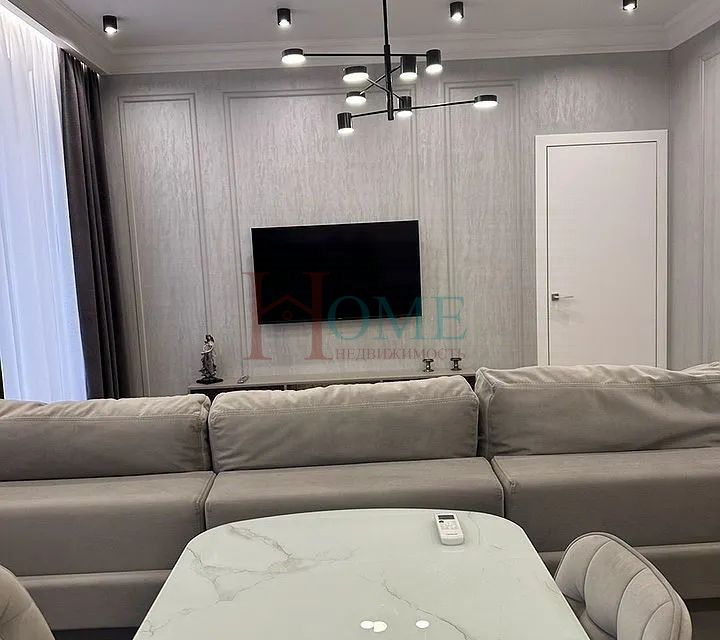 Сдаётся 1-комнатная квартира, 60 м²