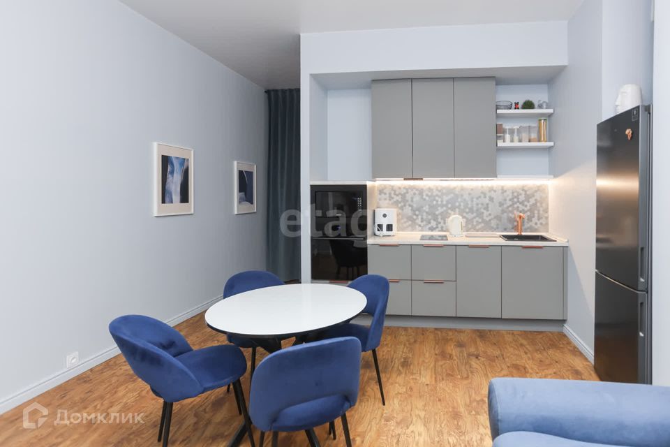 Продаётся 2-комнатная квартира, 57.3 м²