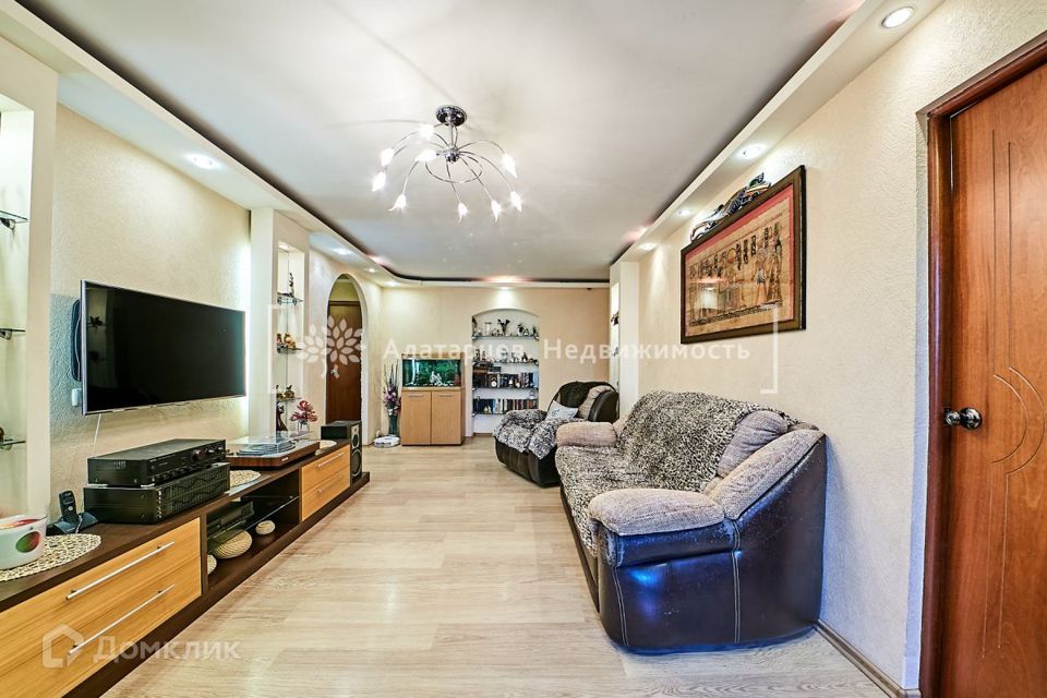 Продаётся 4-комнатная квартира, 93.9 м²