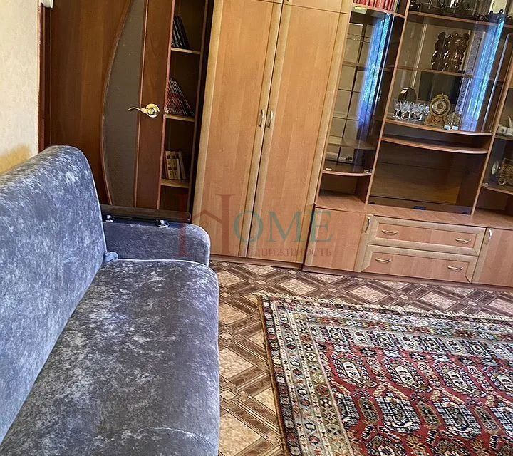 Сдаётся 2-комнатная квартира, 56 м²
