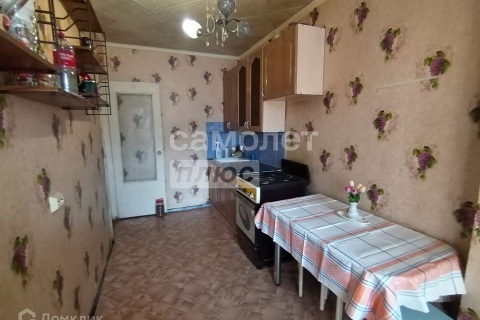 Продаётся 1-комнатная квартира, 35.8 м²