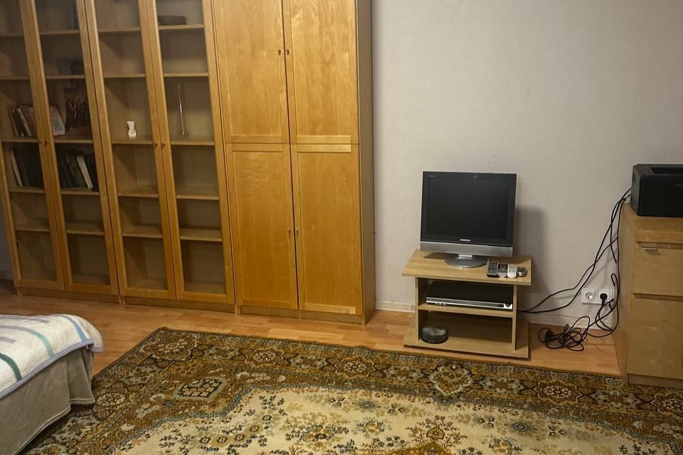 Продаётся 1-комнатная квартира, 43 м²
