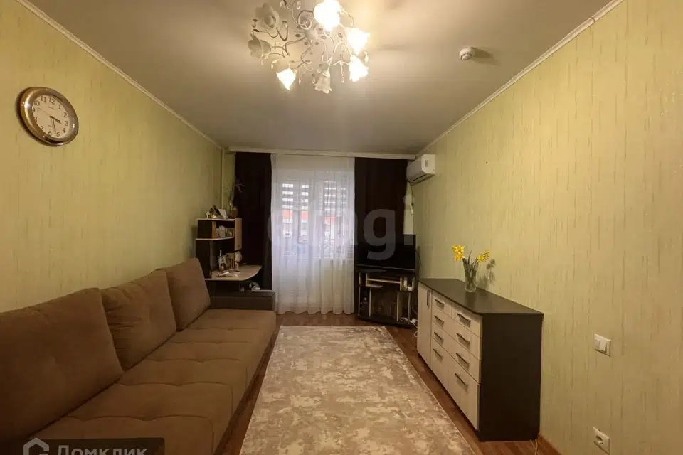 Продаётся 1-комнатная квартира, 37.5 м²