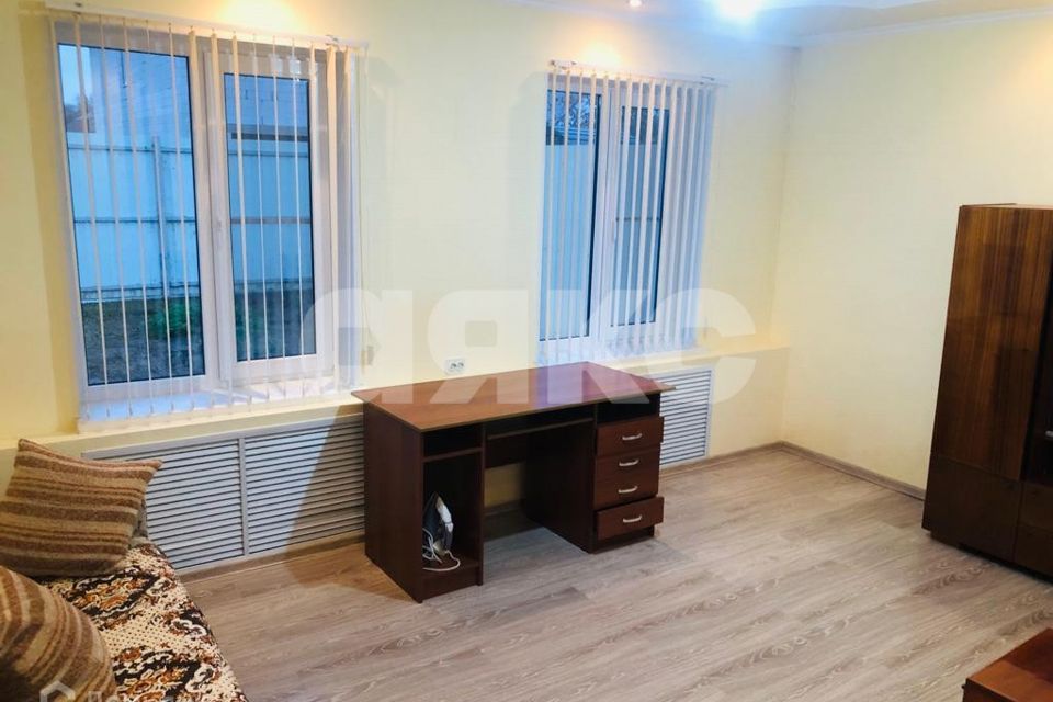Продаётся 2-комнатная квартира, 60.5 м²