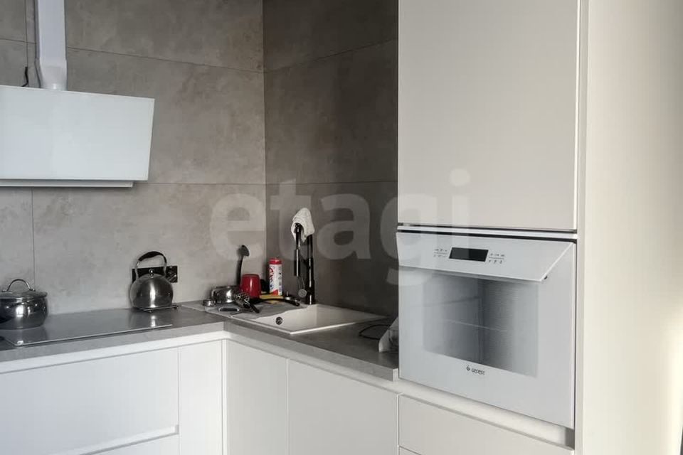 Продаётся 2-комнатная квартира, 69.55 м²