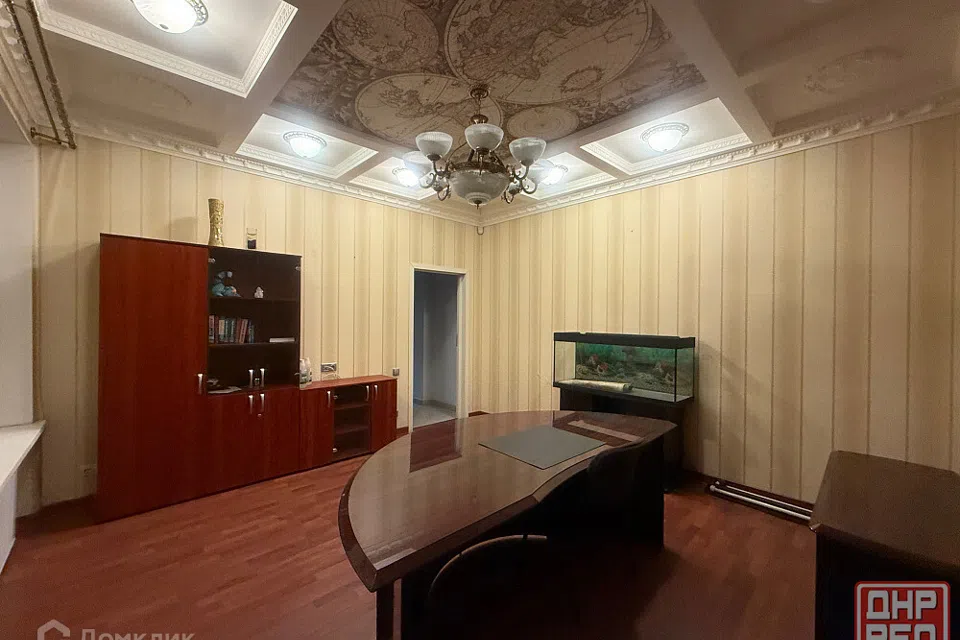 Сдаётся офис, 300 м²