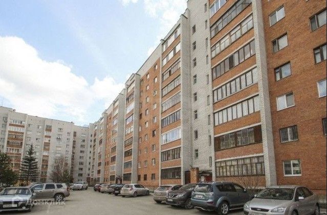 Продаётся 3-комнатная квартира, 101.7 м²