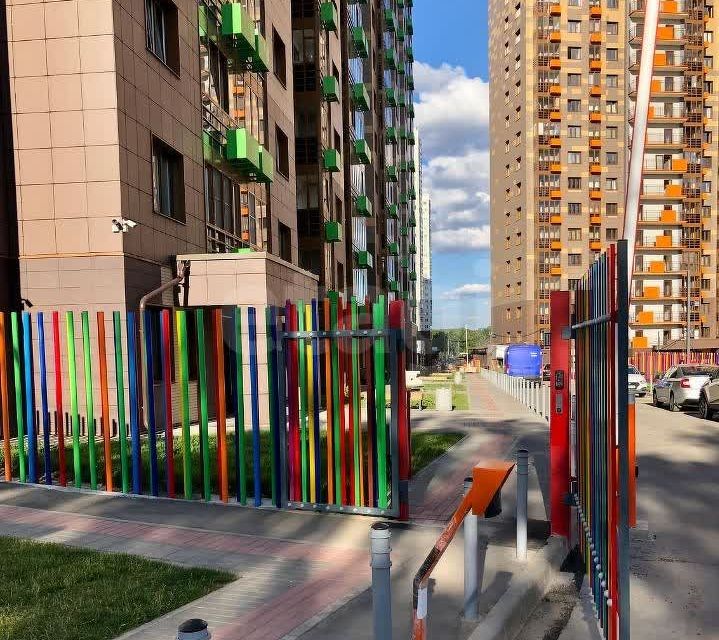 Продаётся 1-комнатная квартира, 43 м²