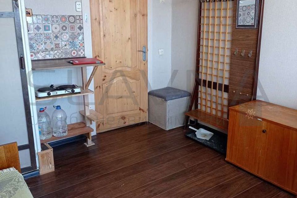 Продаётся комната в 8-комн. квартире, 13 м²