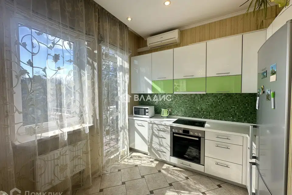 Сдаётся 1-комнатная квартира, 40.2 м²