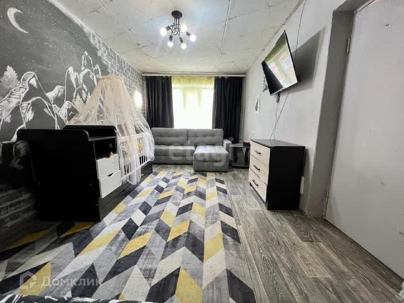 Продаётся 1-комнатная квартира, 32 м²