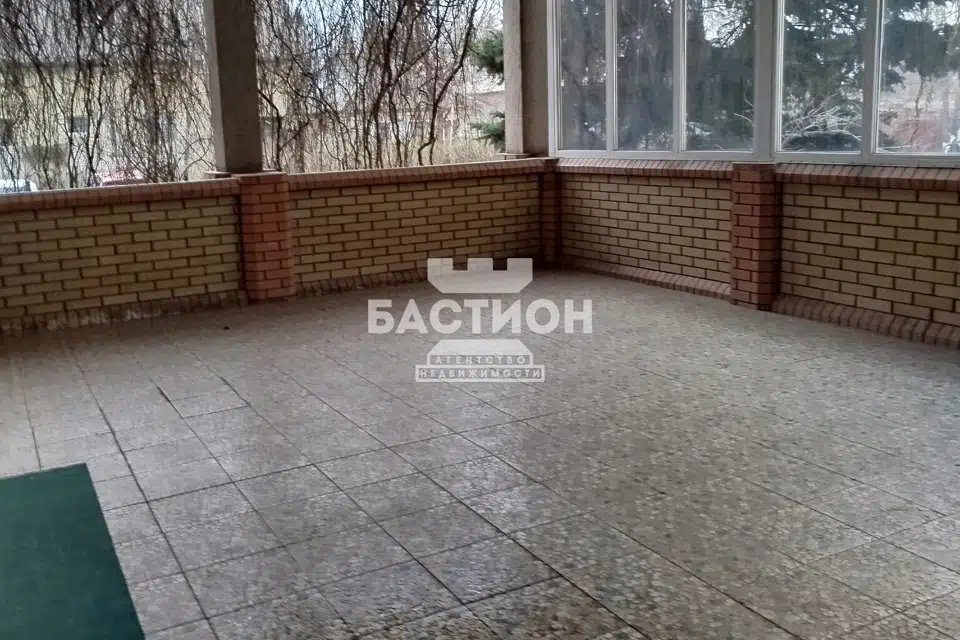 Продаётся 3-комнатная квартира, 106 м²