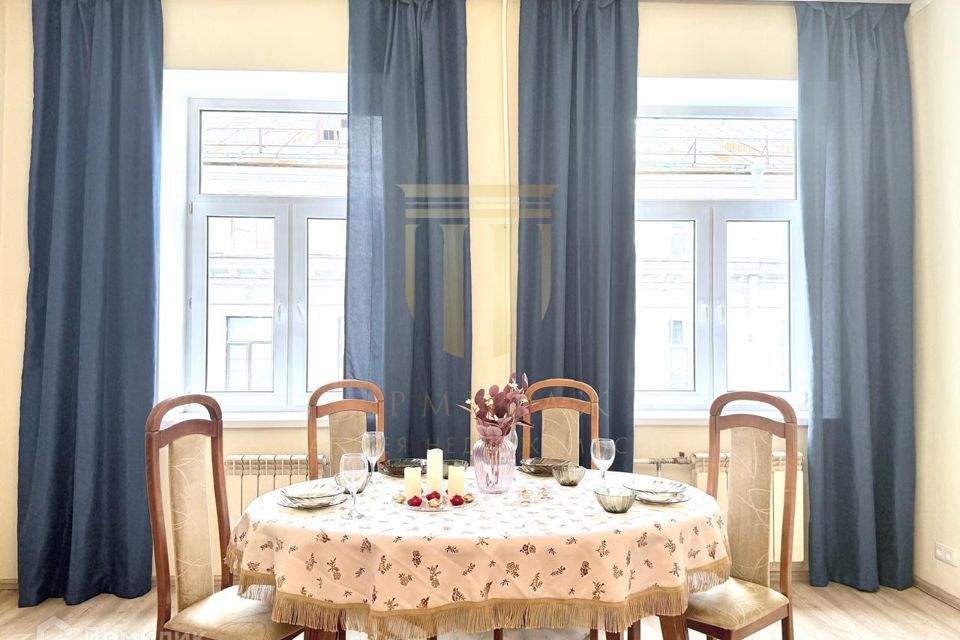 Продаётся 4-комнатная квартира, 120.3 м²