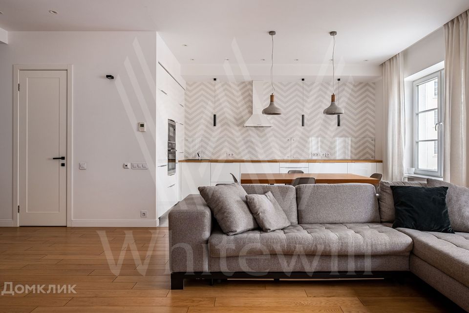 Сдаётся 3-комнатная квартира, 111 м²