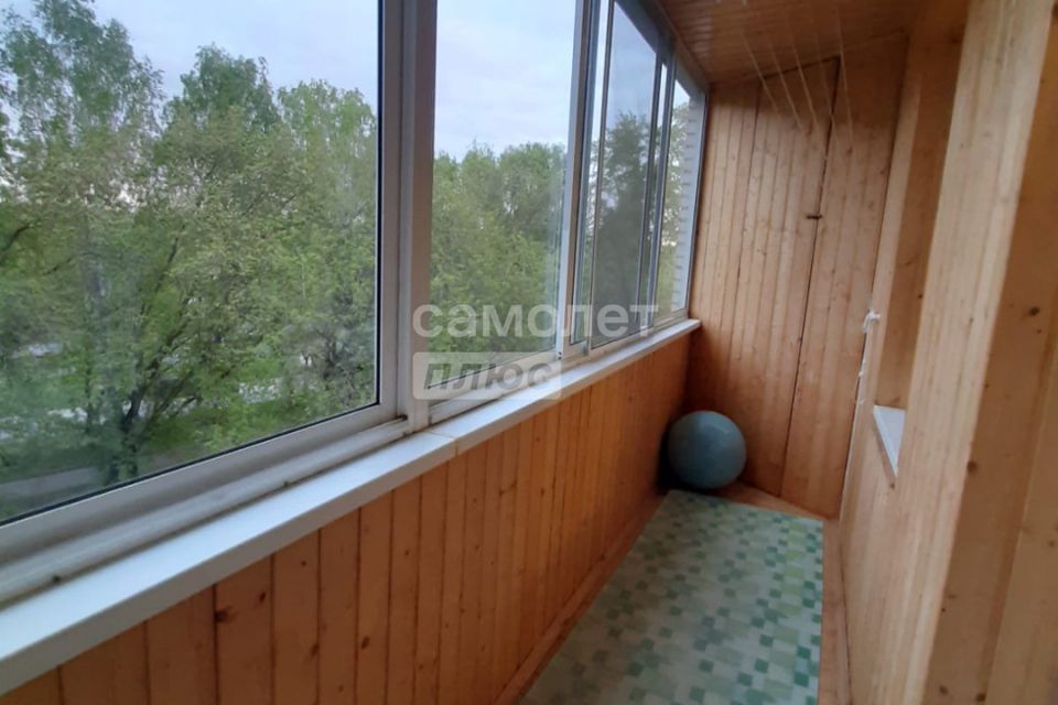 Продаётся 3-комнатная квартира, 58.1 м²