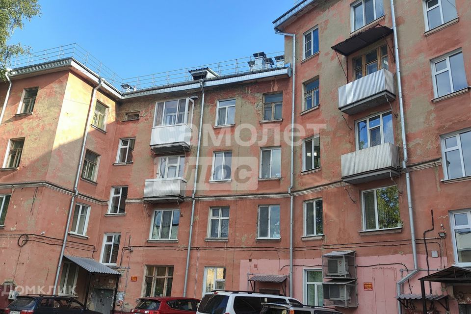 Продаётся 4-комнатная квартира, 95 м²