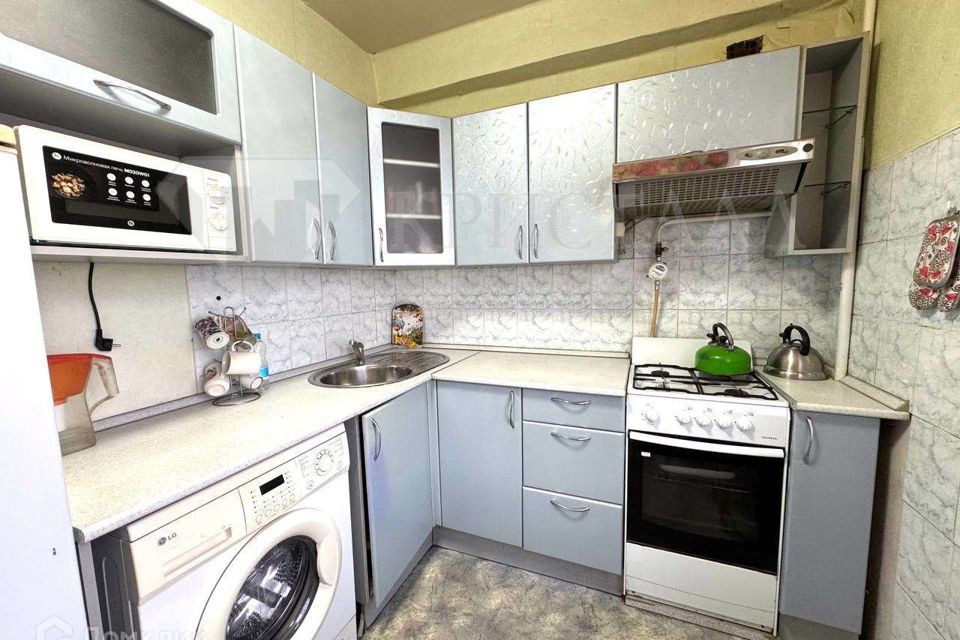 Сдаётся 3-комнатная квартира, 54.3 м²