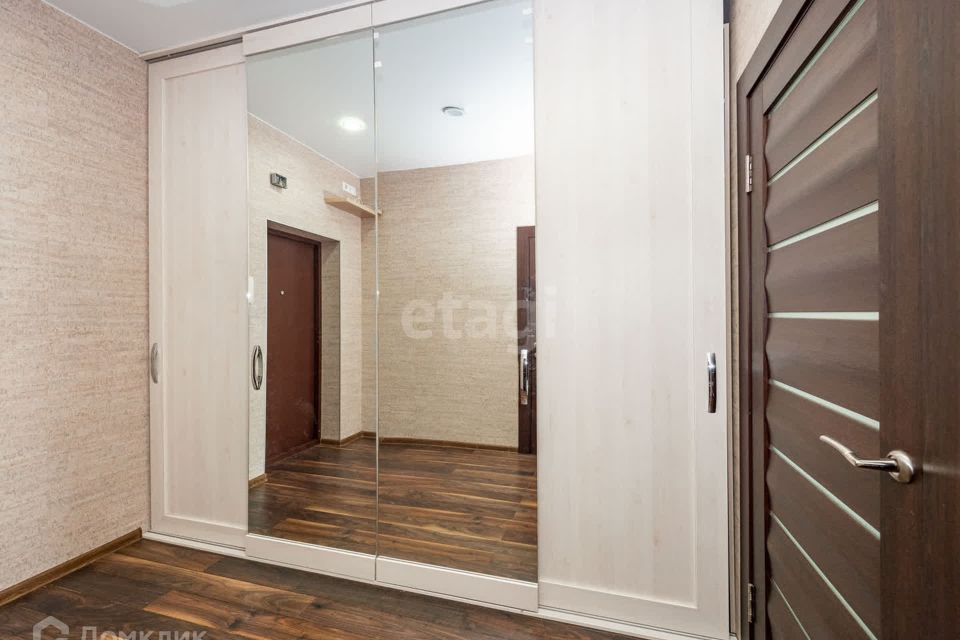 Продаётся комната в 1-комн. квартире, 54.3 м²